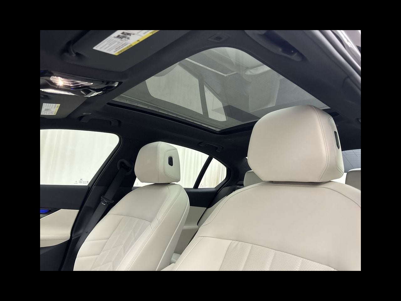 2024 BMW i5 M60