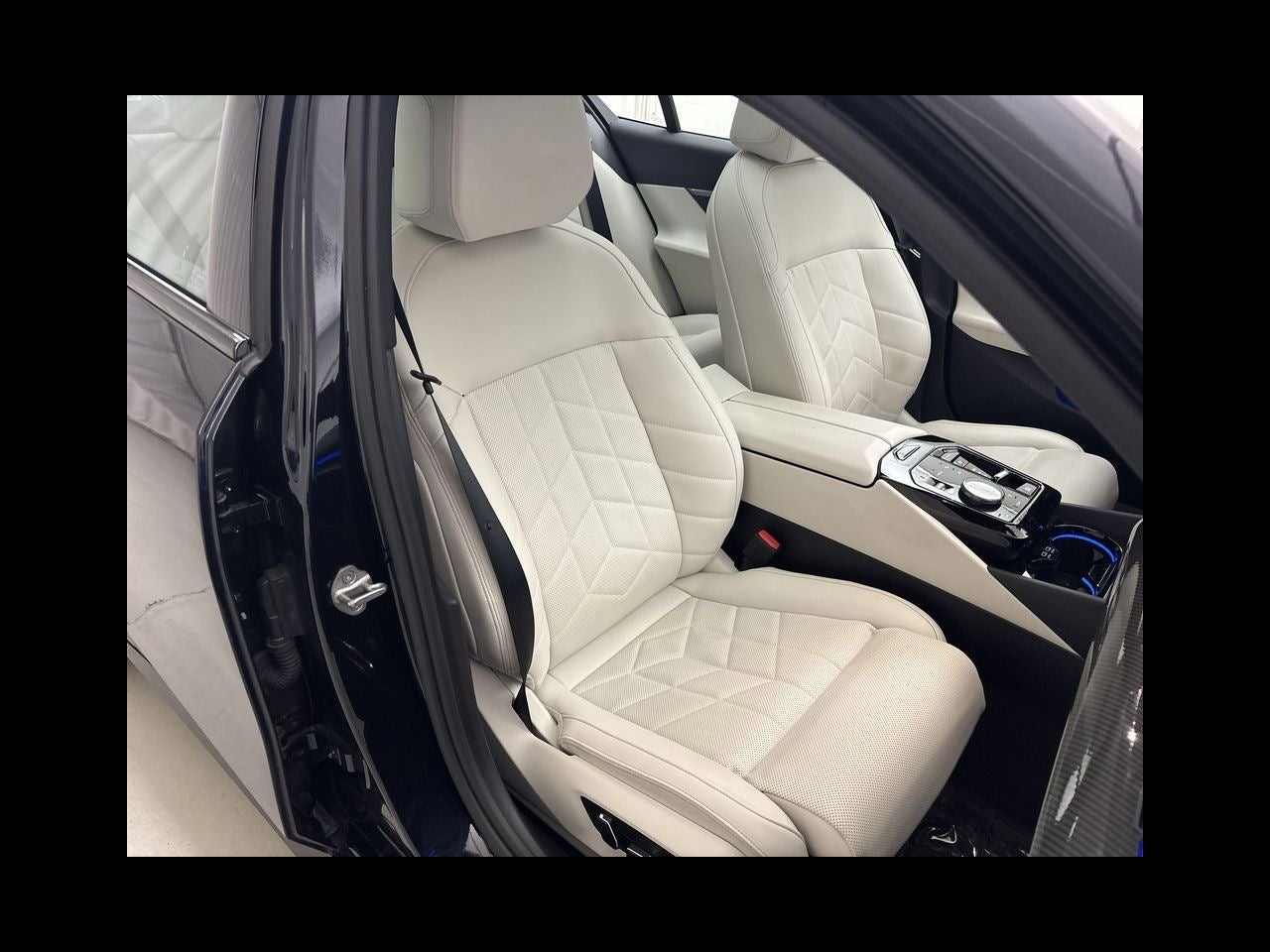 2024 BMW i5 M60