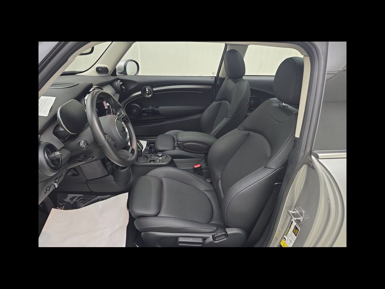2024 MINI Cooper SE Electric Cooper SE