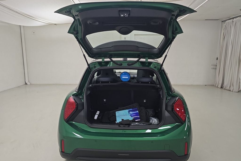 2026 MINI Cooper SIGNATURE PLUS