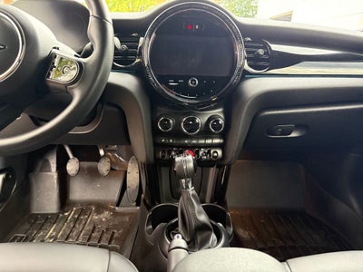 2022 MINI Cooper SIGNATURE