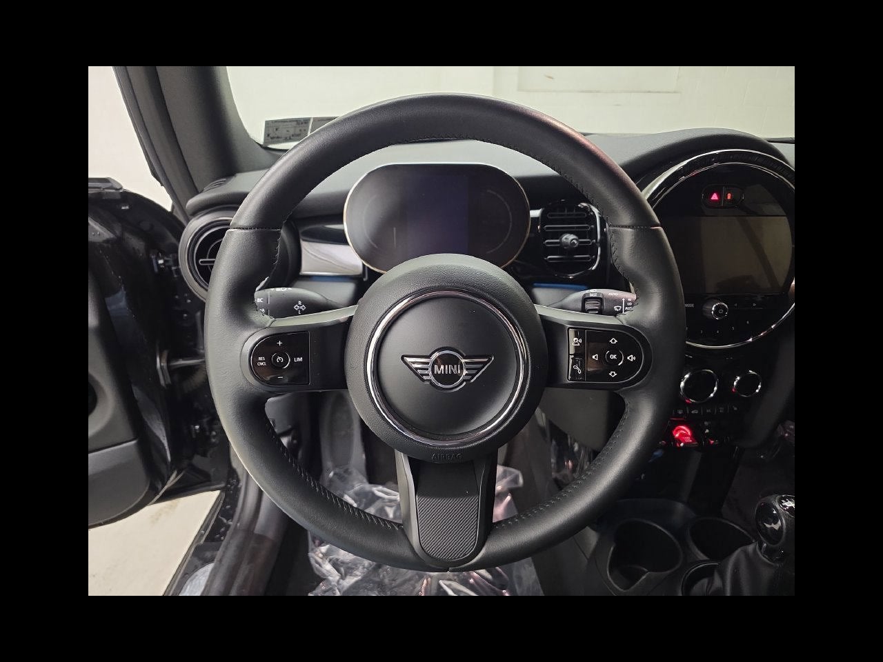 2022 MINI Cooper SIGNATURE
