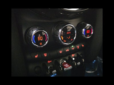 2022 MINI Cooper SIGNATURE