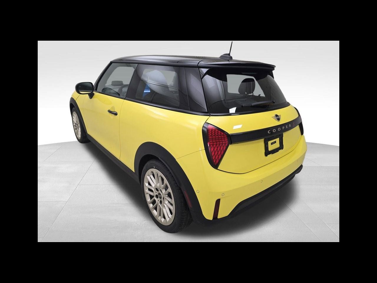 2026 MINI Cooper S SIGNATURE PLUS