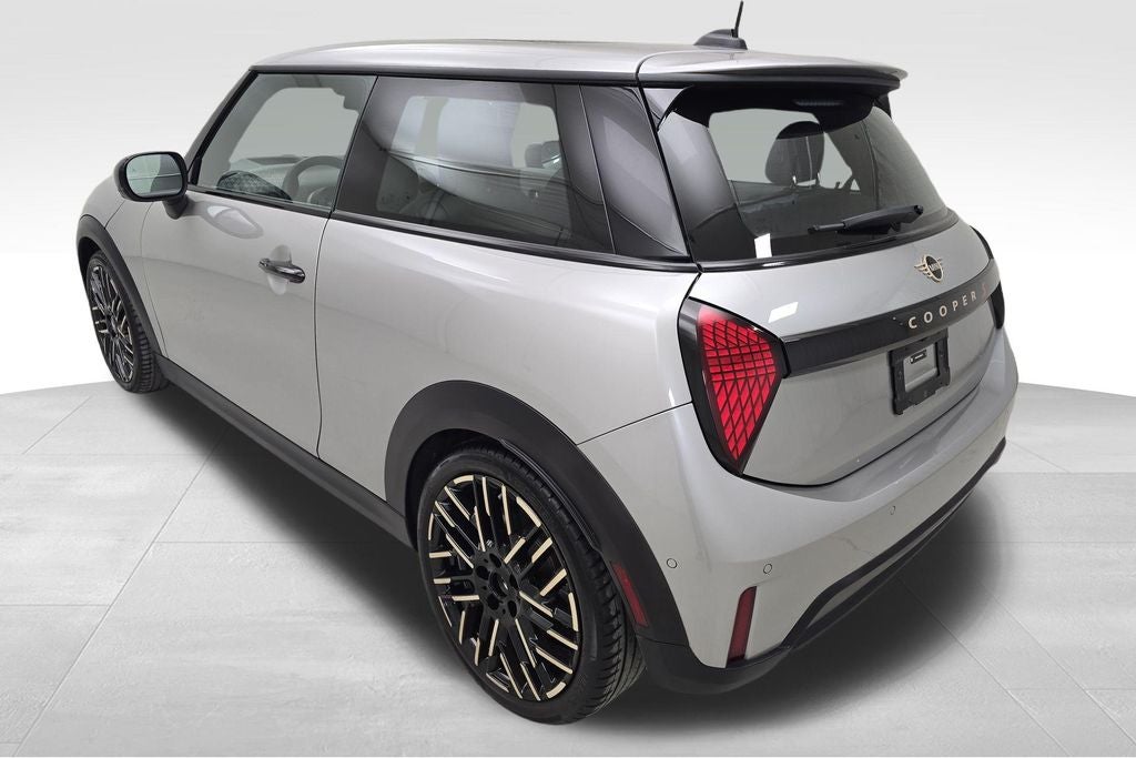2025 MINI Cooper S Iconic