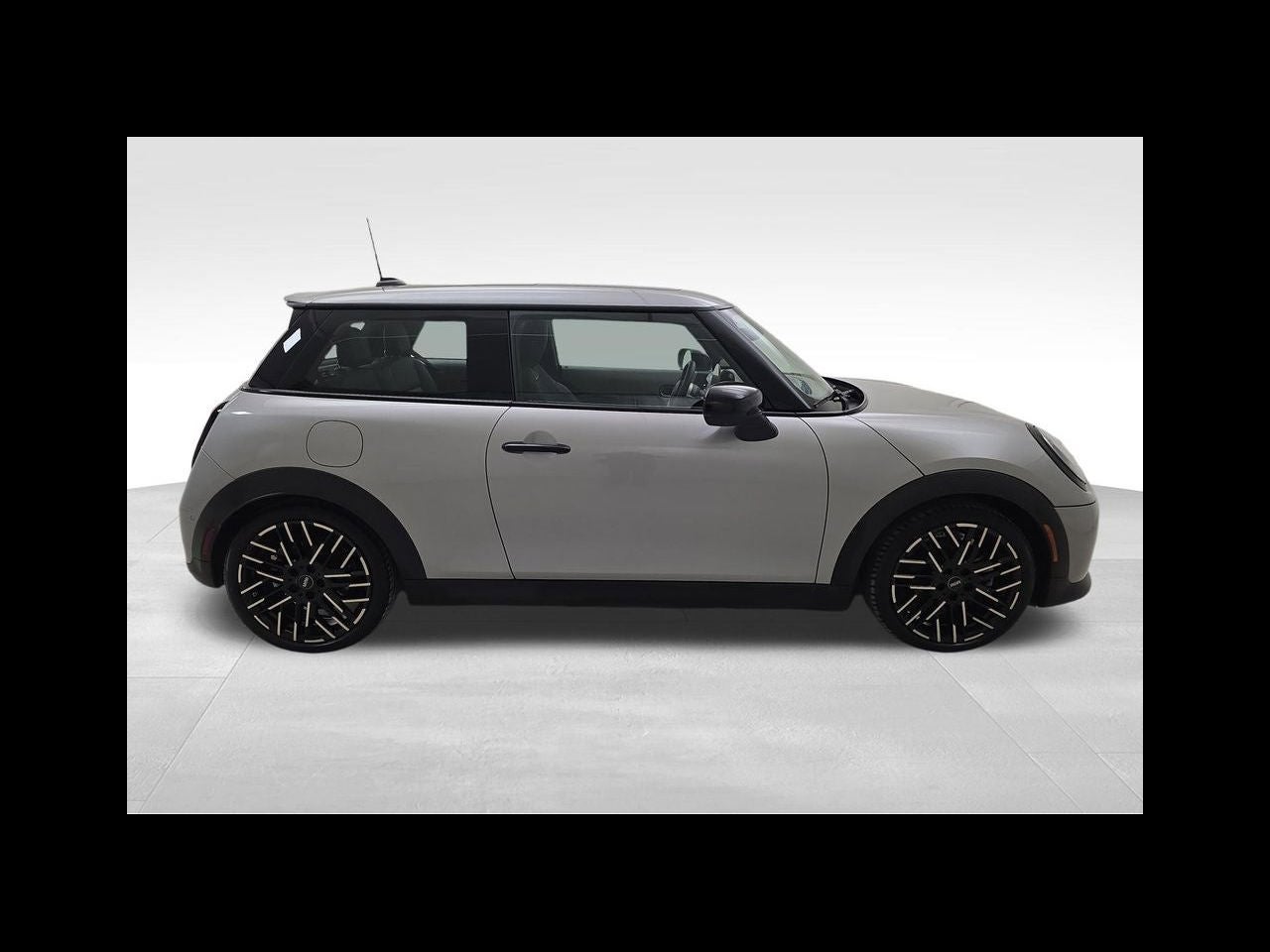 2025 MINI Cooper S Iconic