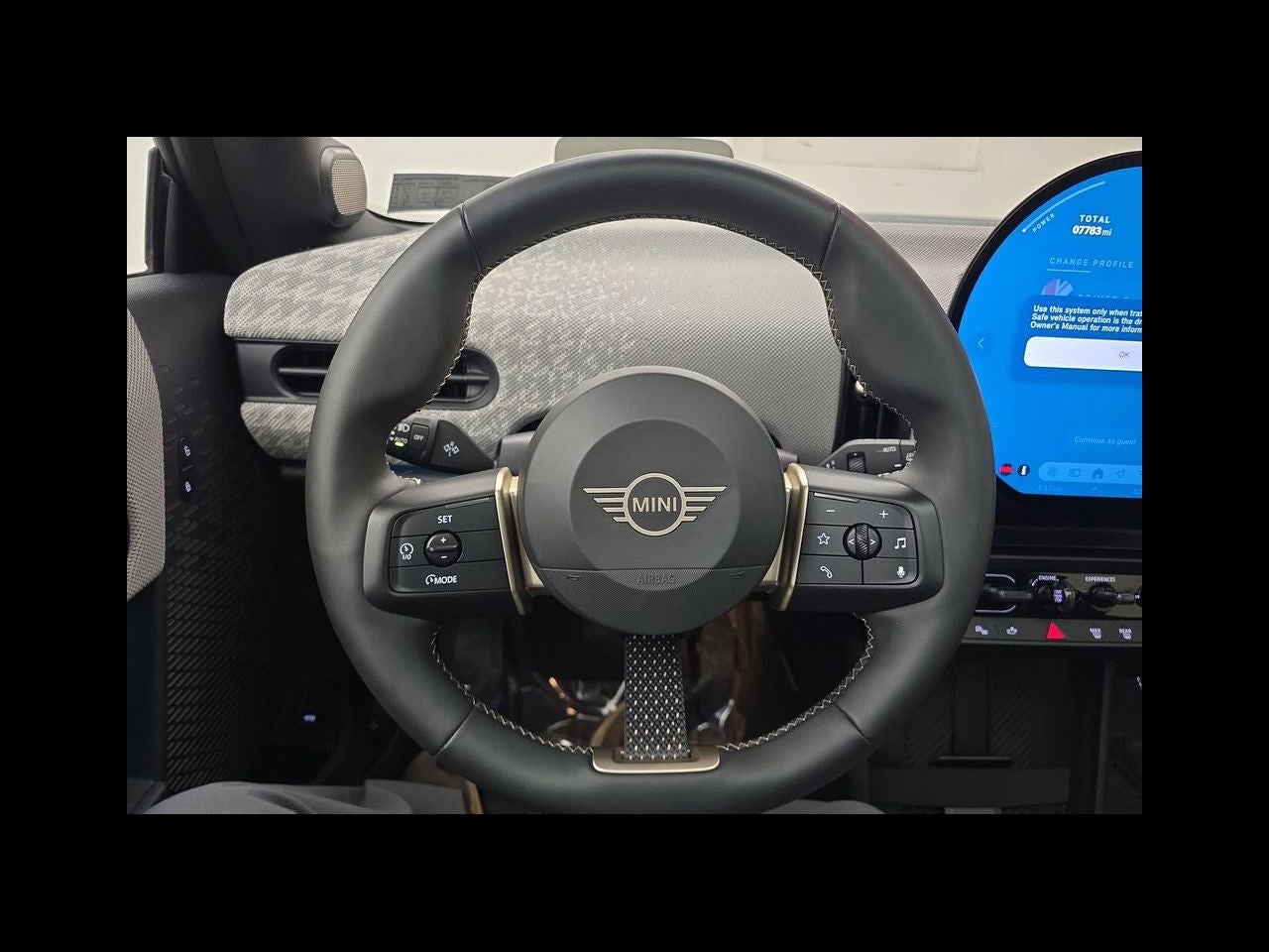 2025 MINI Cooper S Iconic