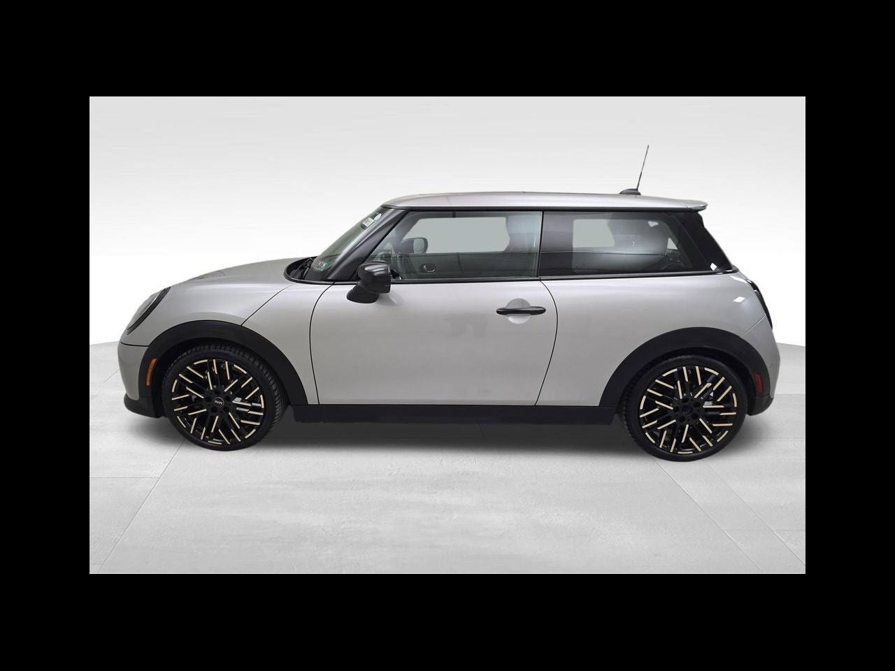 2025 MINI Cooper S Iconic