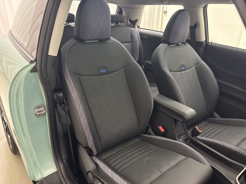 2025 MINI Cooper S Cooper S