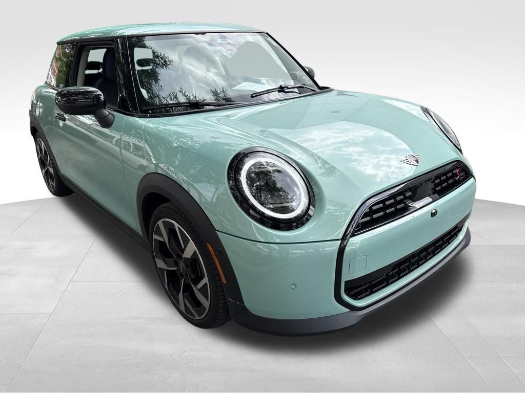 2025 MINI Cooper S Iconic