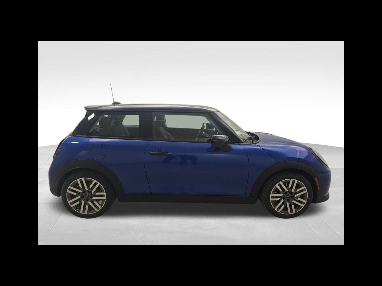 2025 MINI Cooper S ICONIC