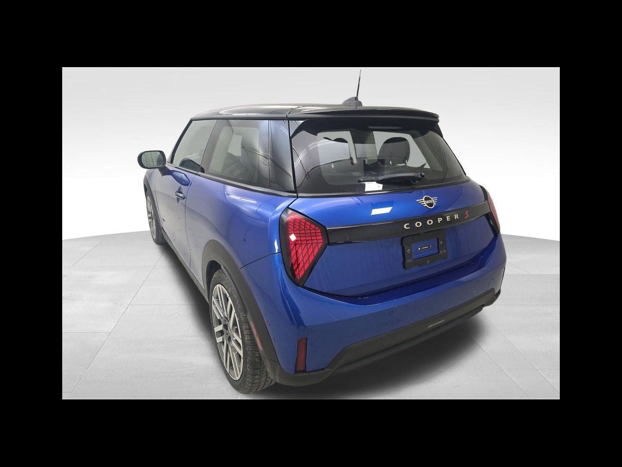 2025 MINI Cooper S ICONIC