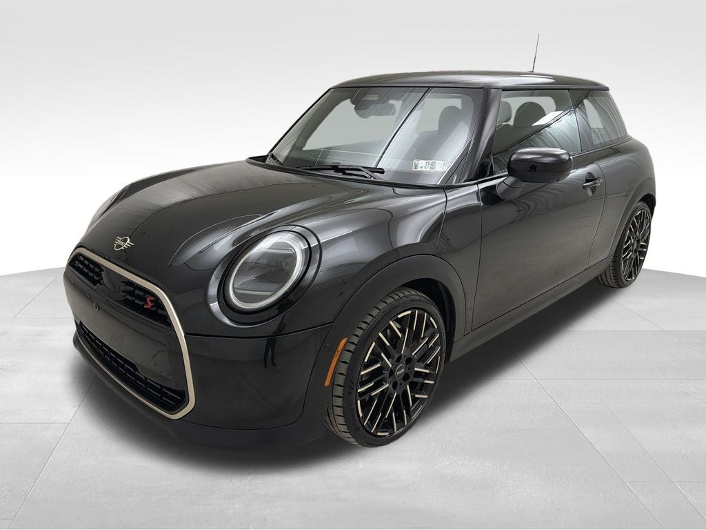 2025 MINI Cooper S Iconic