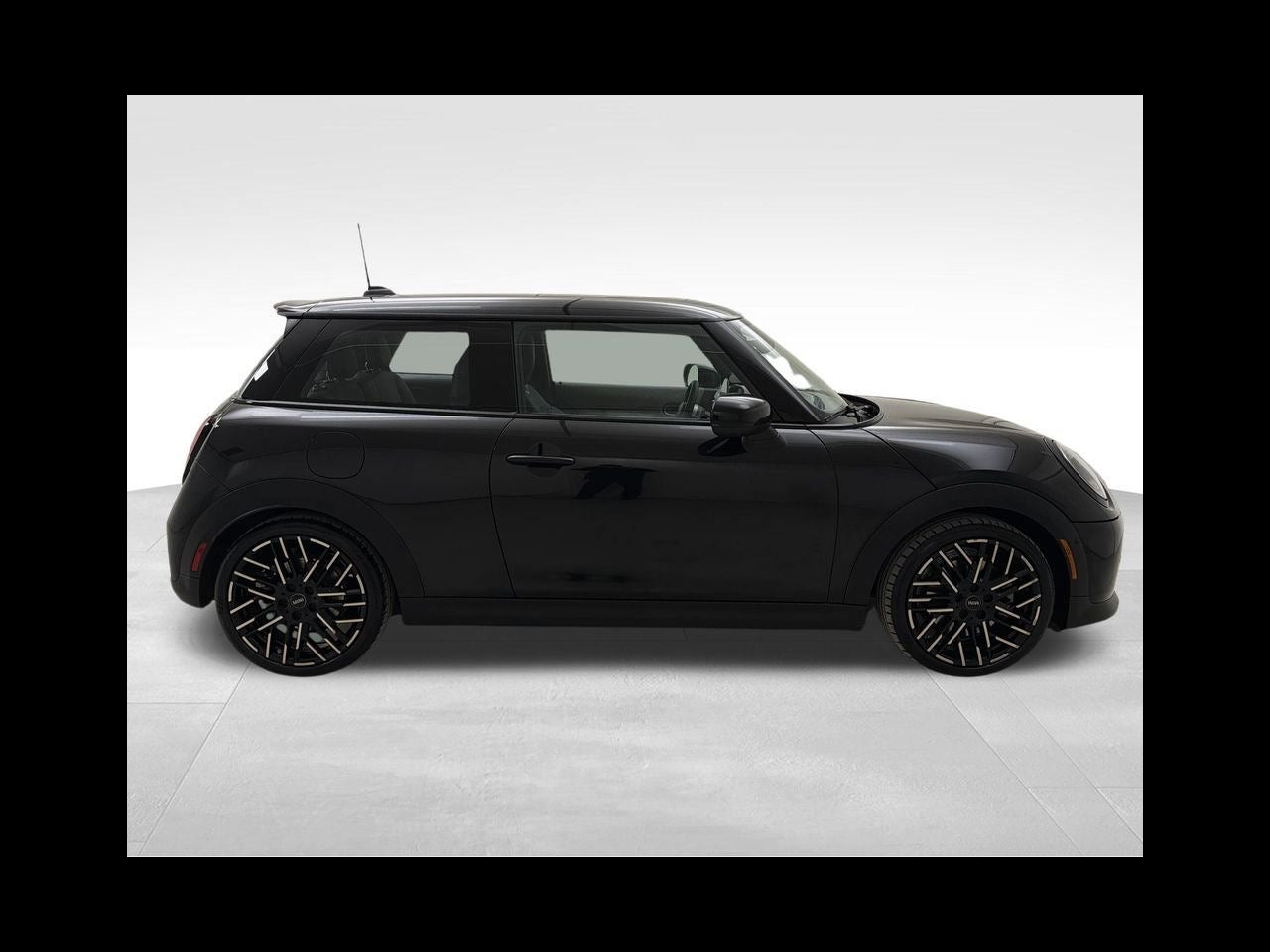 2025 MINI Cooper S Iconic