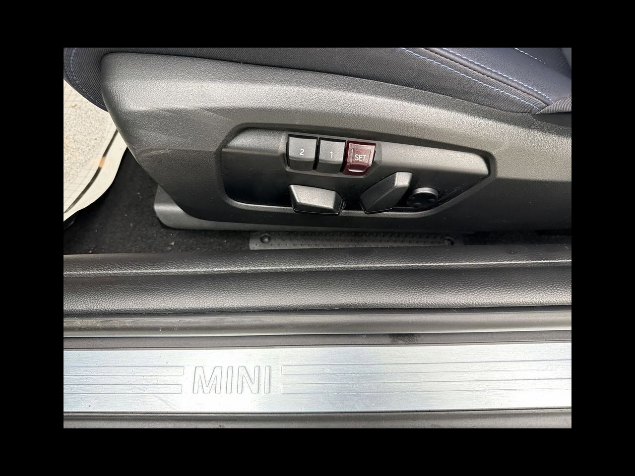 2025 MINI Cooper S Iconic
