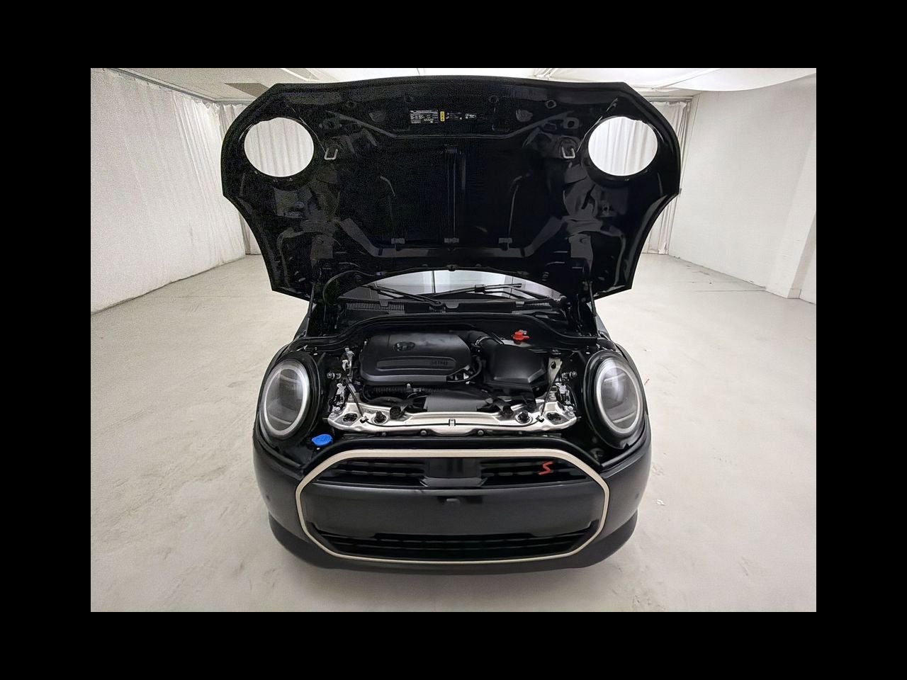 2025 MINI Cooper S Iconic