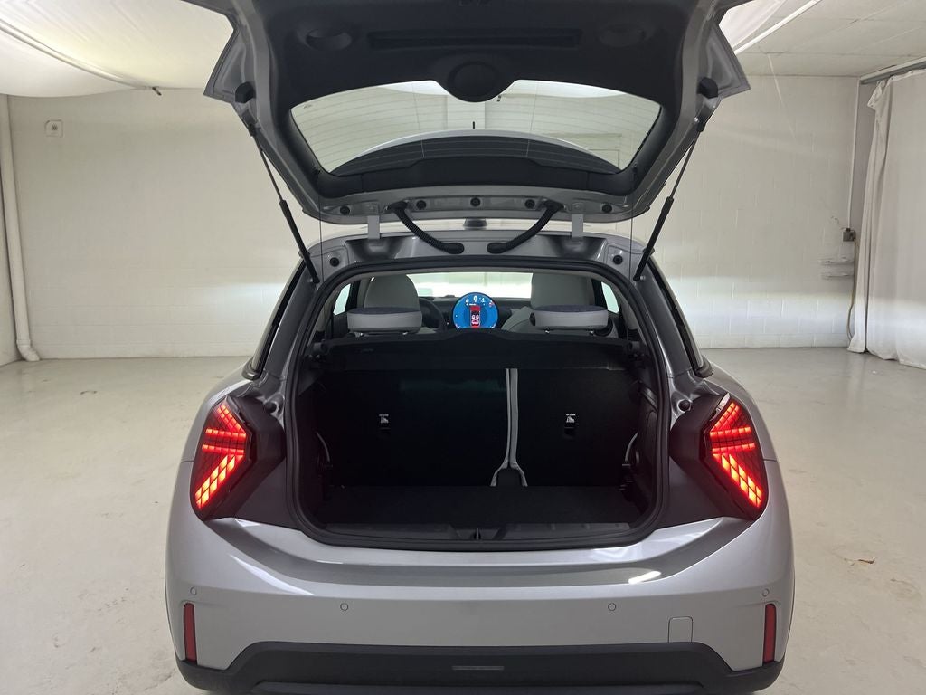 2025 MINI Cooper S Iconic