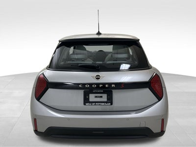 2025 MINI Cooper S Iconic