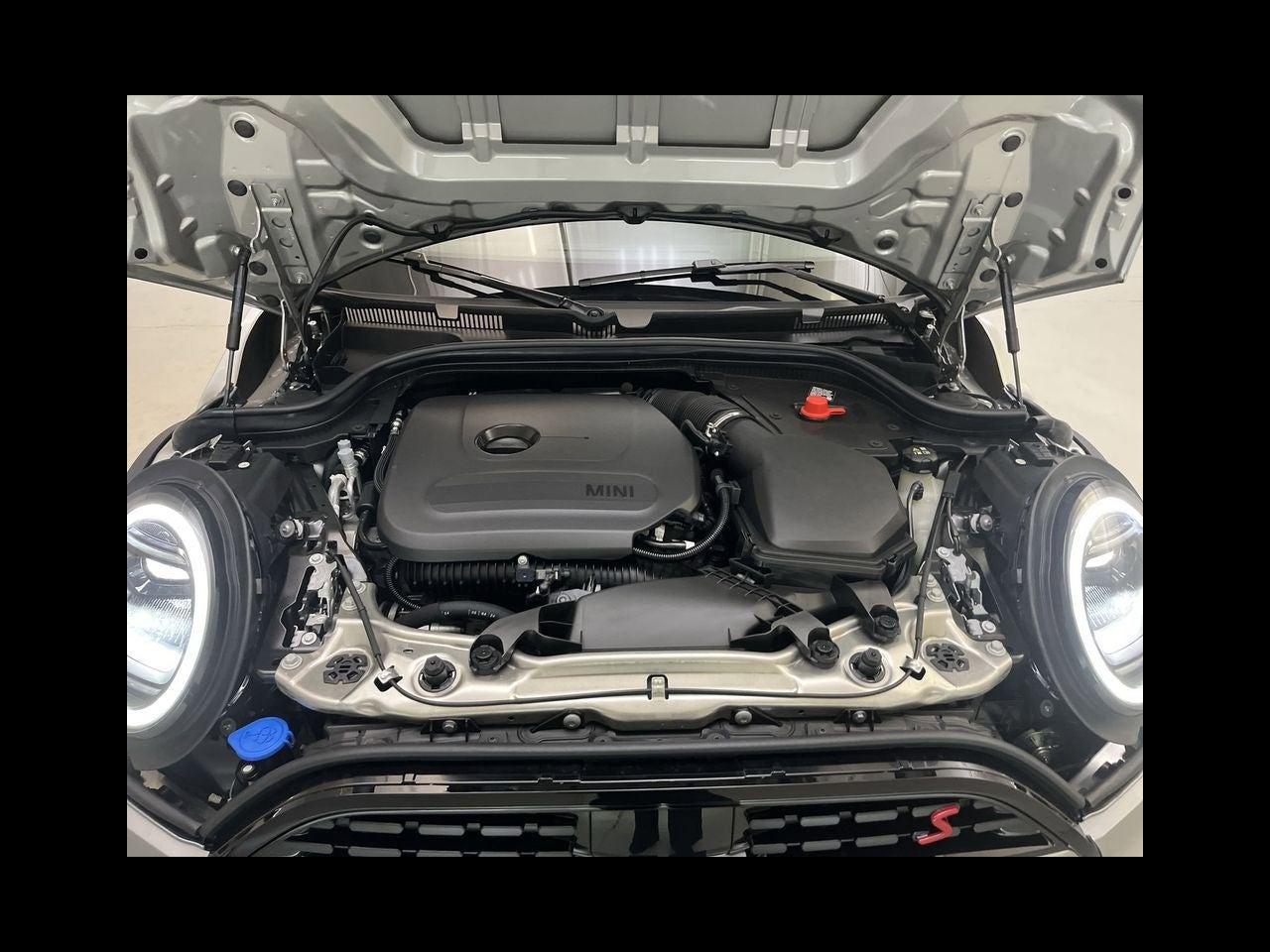 2025 MINI Cooper S Iconic