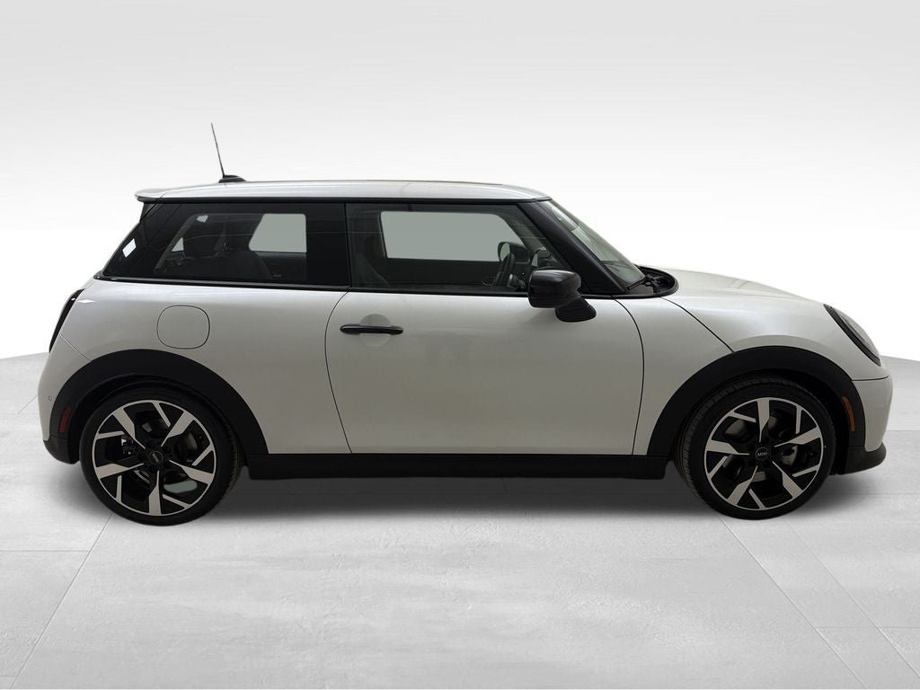 2025 MINI Cooper S Iconic