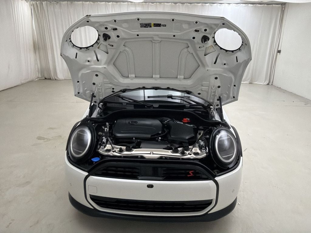 2025 MINI Cooper S Iconic