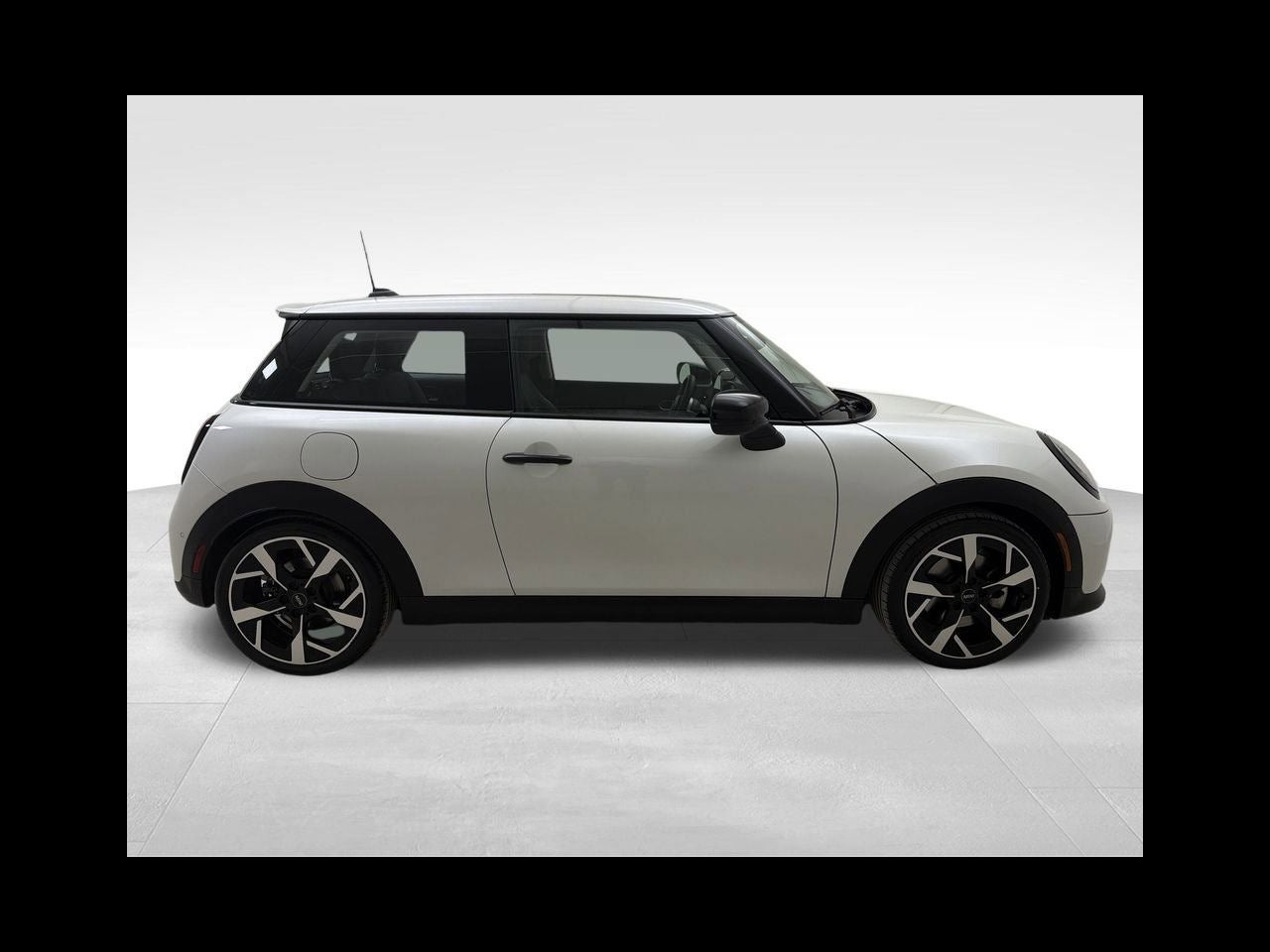 2025 MINI Cooper S Iconic