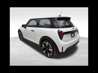 2025 MINI Cooper S Iconic