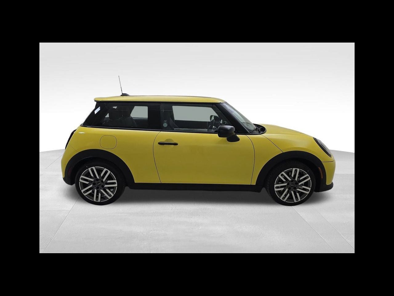 2026 MINI Cooper S SIGNATURE PLUS