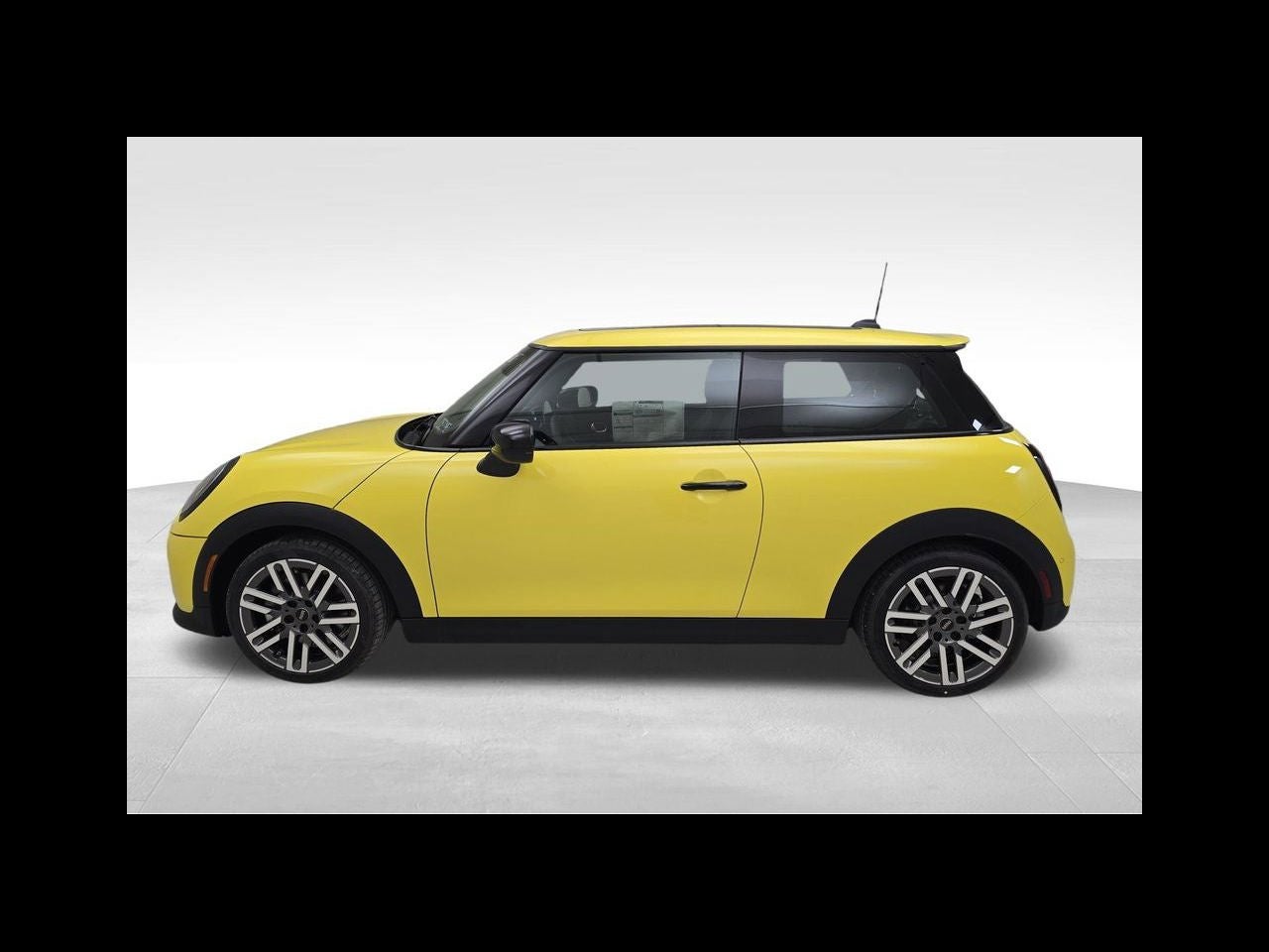 2026 MINI Cooper S SIGNATURE PLUS