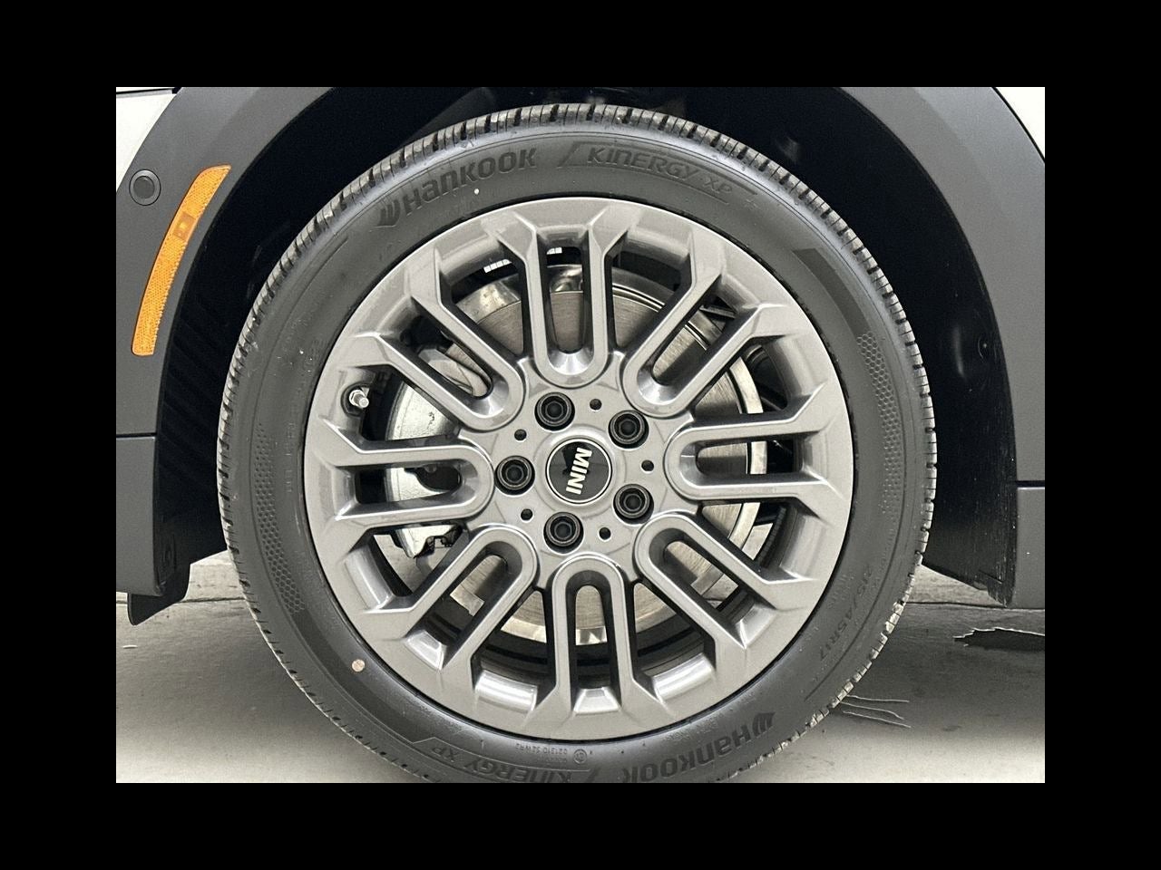 2025 MINI Cooper SIGNATURE PLUS