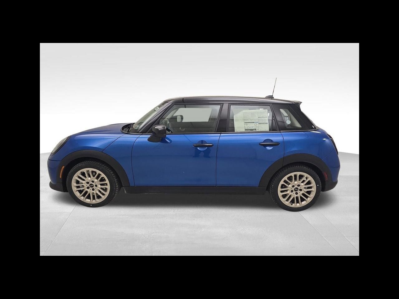 2026 MINI Cooper S ICONIC