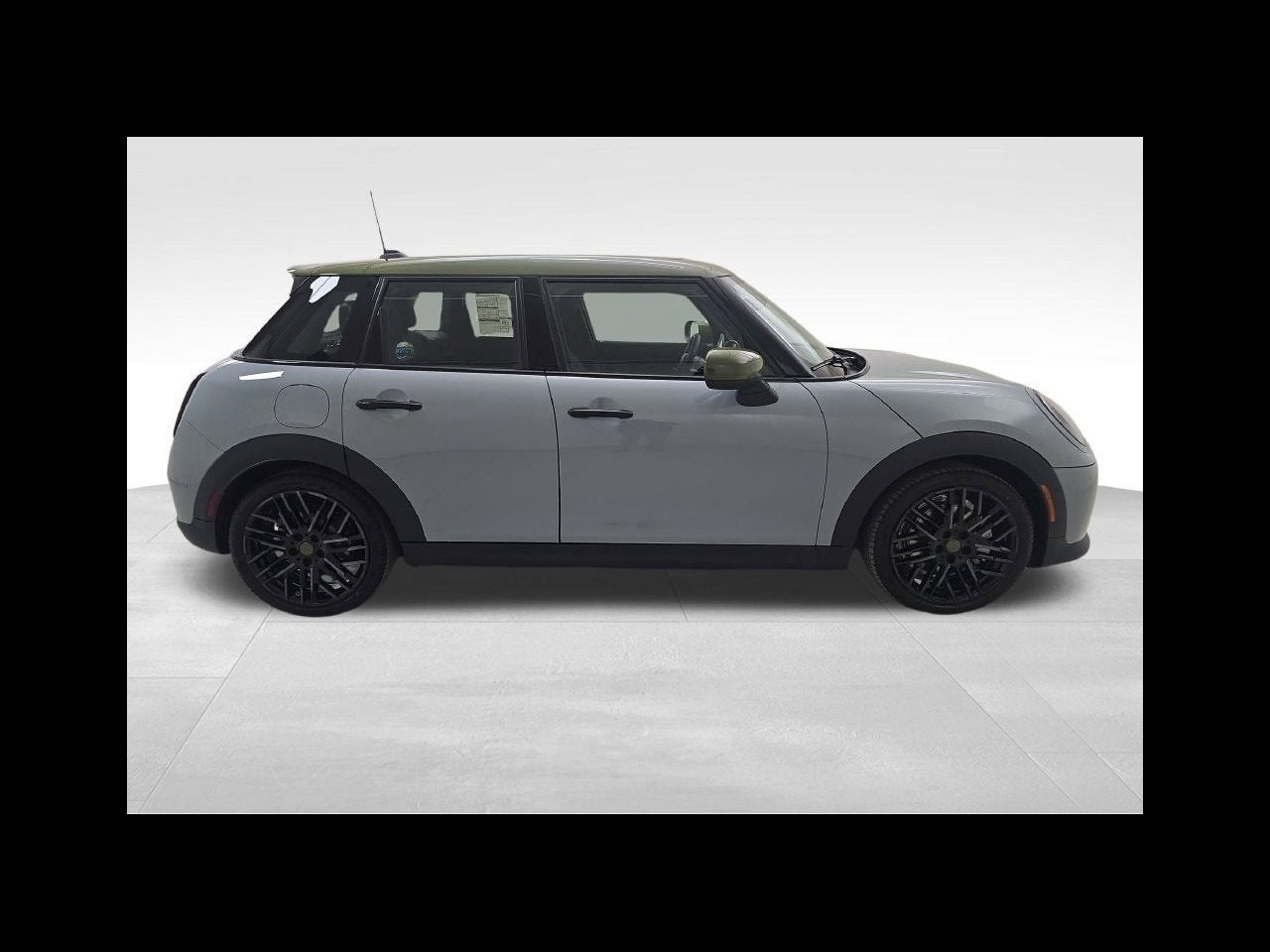 2027 MINI Cooper S ICONIC