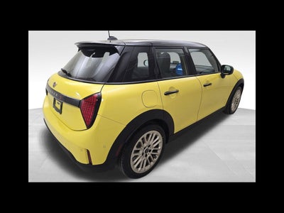 2026 MINI Cooper S SIGNATURE PLUS