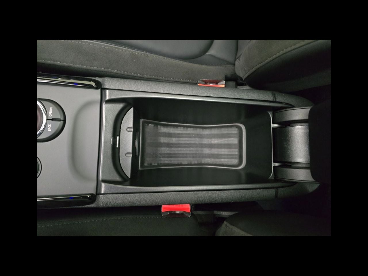 2024 MINI John Cooper Works Clubman