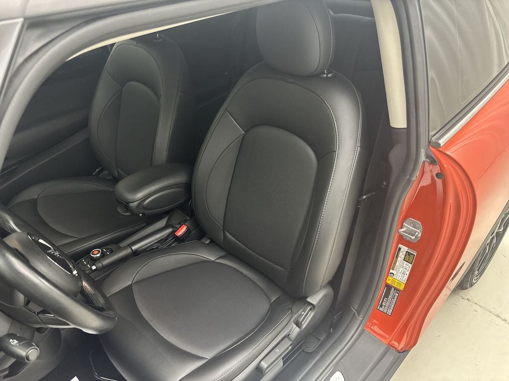 2019 MINI Cooper Cooper