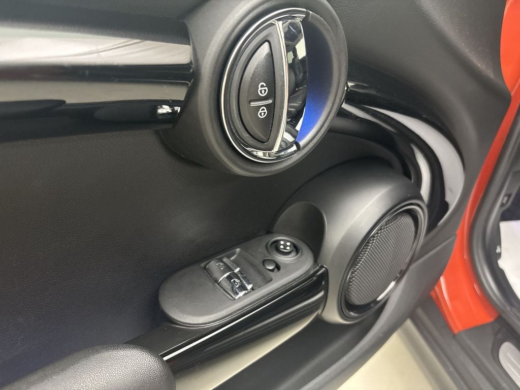 2019 MINI Cooper Cooper