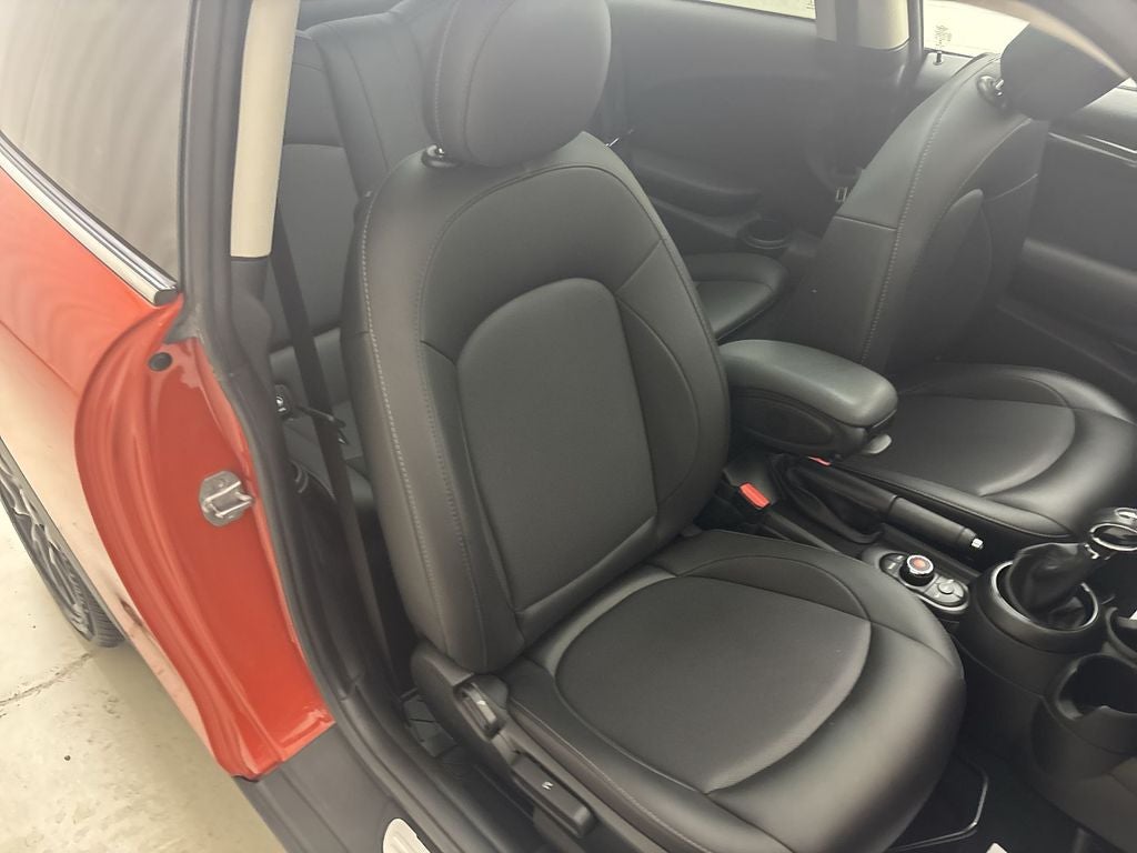 2019 MINI Cooper Cooper