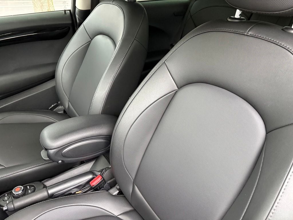2019 MINI Cooper Cooper