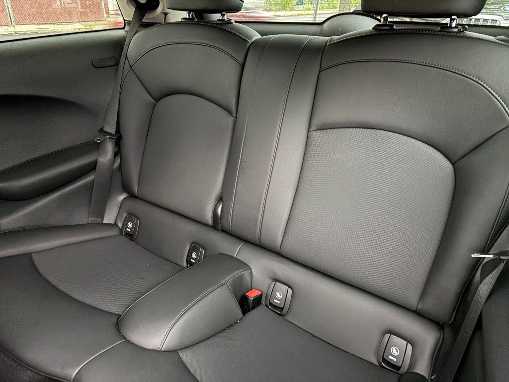 2019 MINI Cooper Cooper