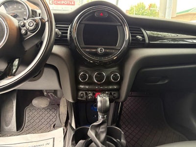 2019 MINI Cooper Cooper