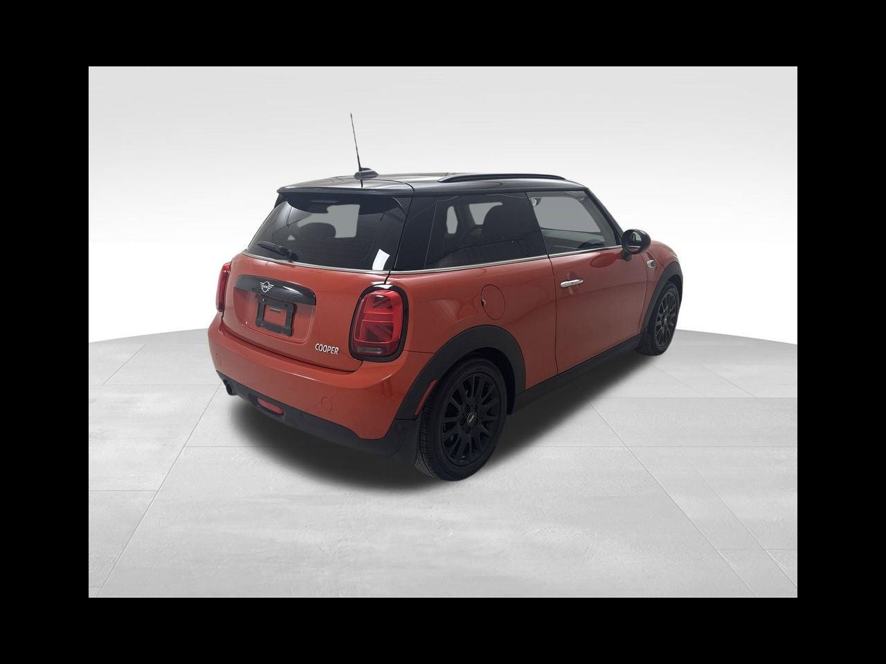 2019 MINI Cooper Cooper