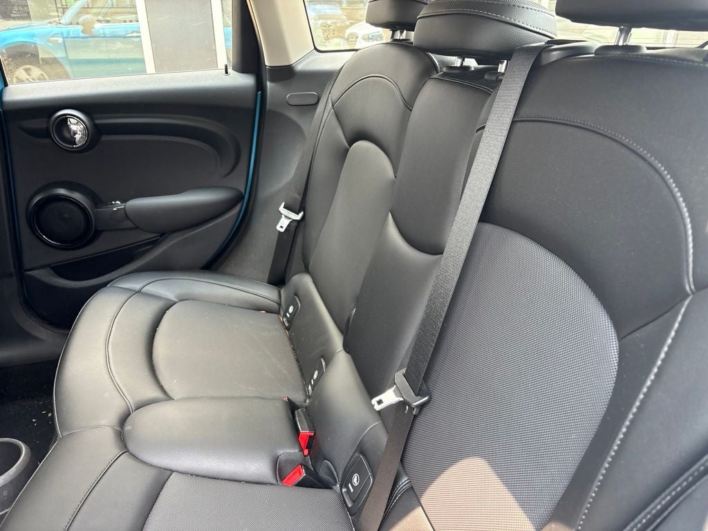 2016 MINI Cooper Base