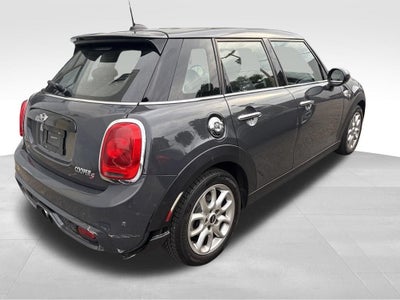 2017 MINI Cooper S Base