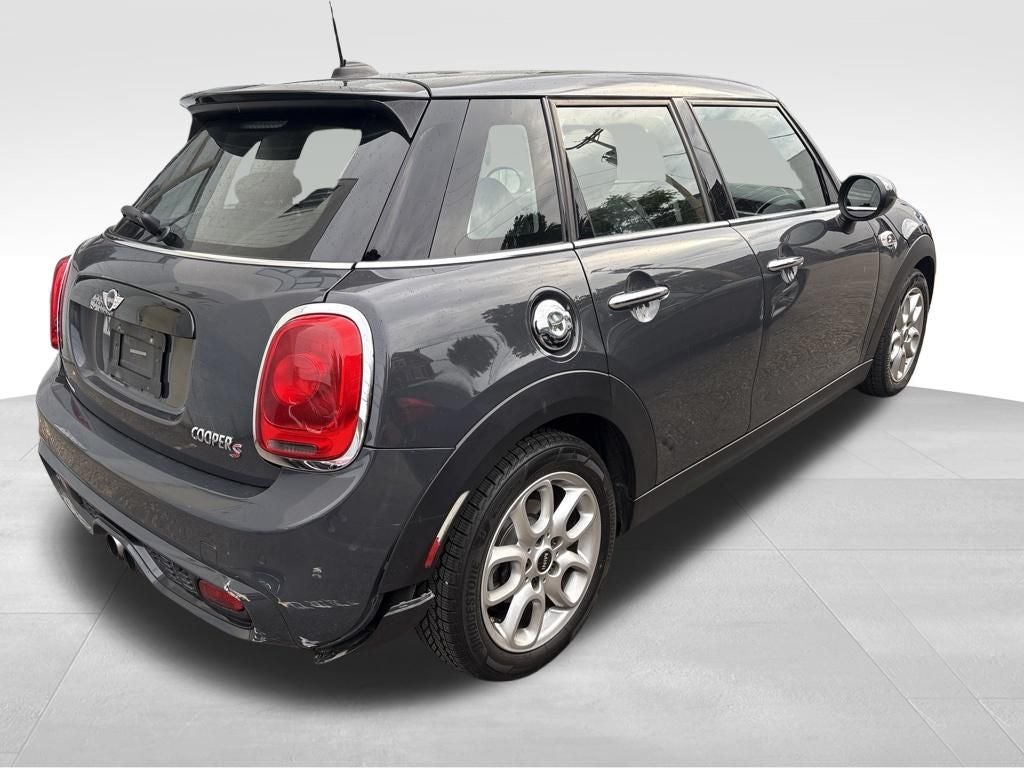 2017 MINI Cooper S Base
