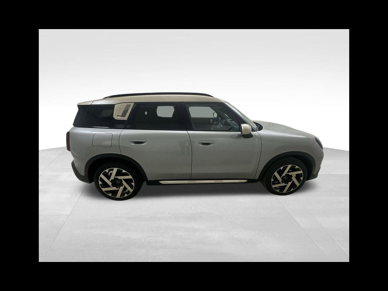2026 MINI Cooper S Countryman ICONIC