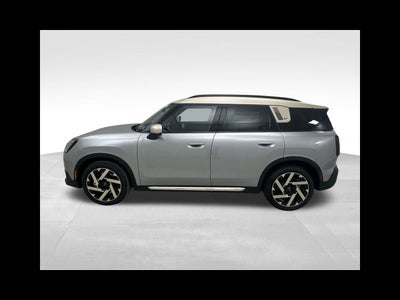 2026 MINI Cooper S Countryman ICONIC