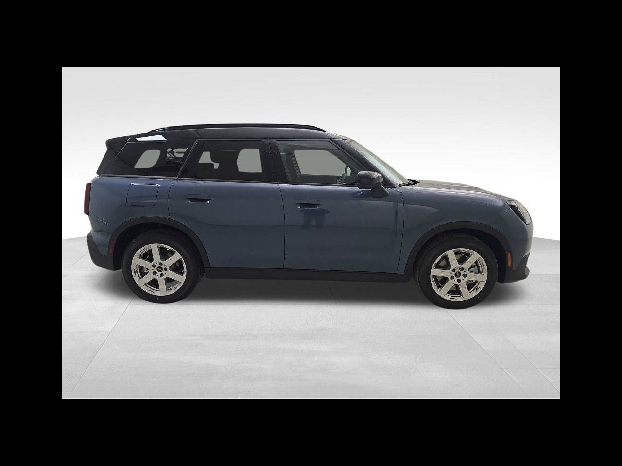 2027 MINI Cooper S Countryman ICONIC