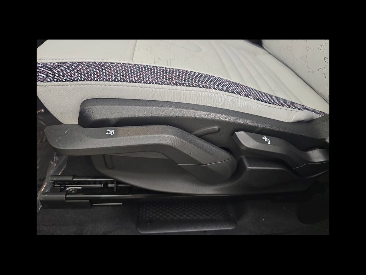 2027 MINI Cooper S Countryman OXFORD EDITION