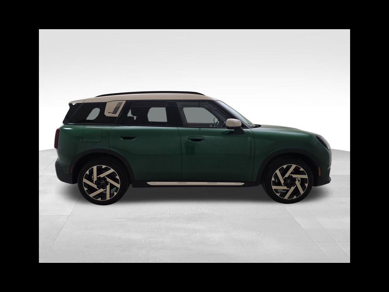 2027 MINI Cooper S Countryman ICONIC