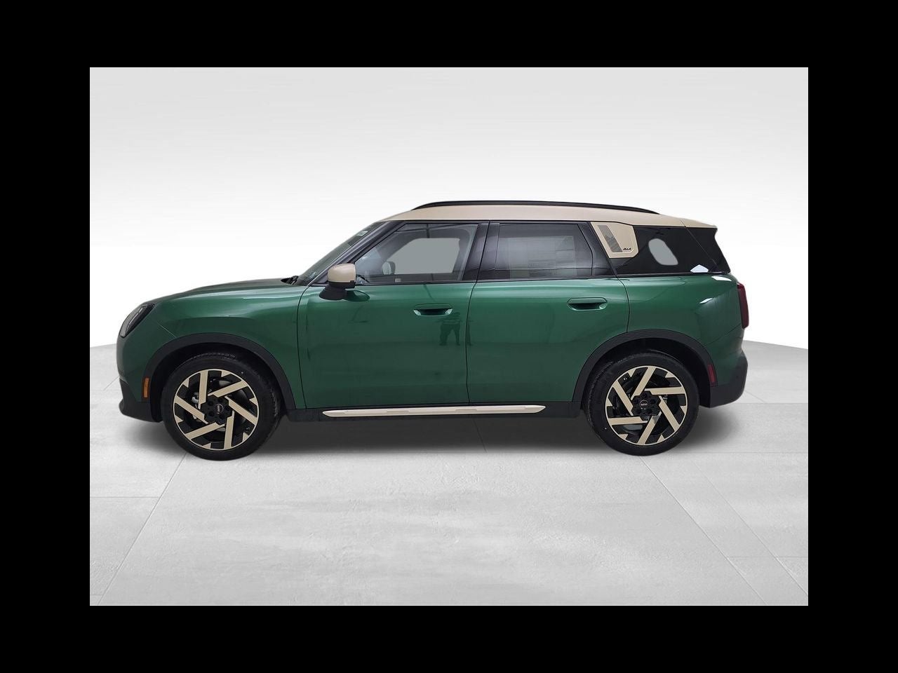 2027 MINI Cooper S Countryman ICONIC